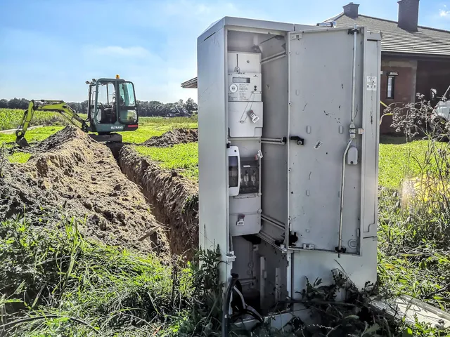 Przyłacze elektryczne, erbetka