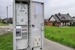 Przyłącze elektryczne do domu jednorodzinnego, elektryk